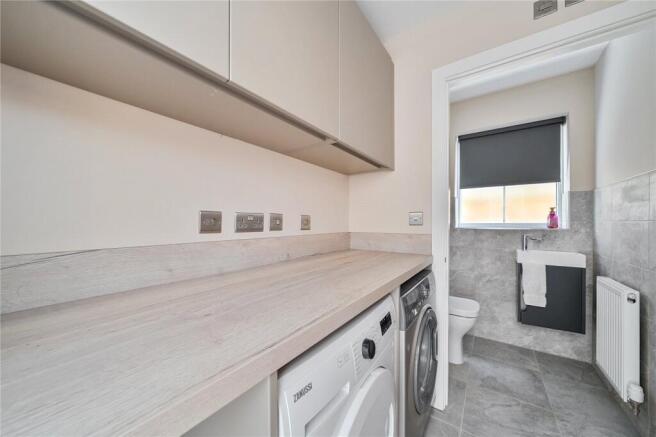 3 bed Detached for sale Image 10