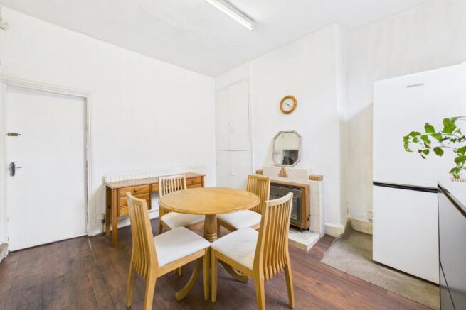 3 bed Terraced for sale Image 5