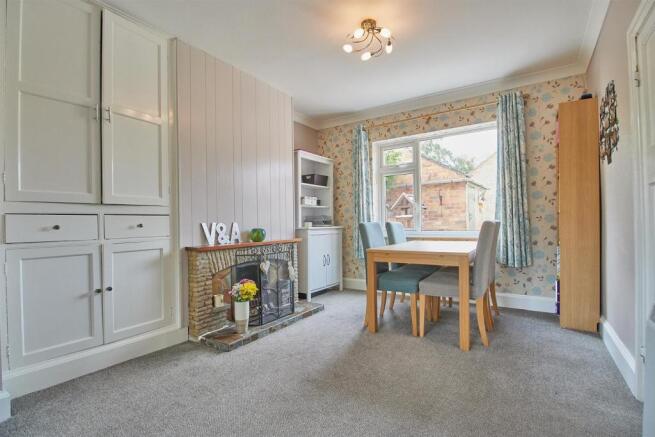 Rear Dining Area