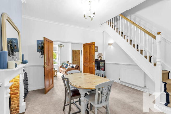 30 Alt Lane, Oldham OL8 2EL photo 4