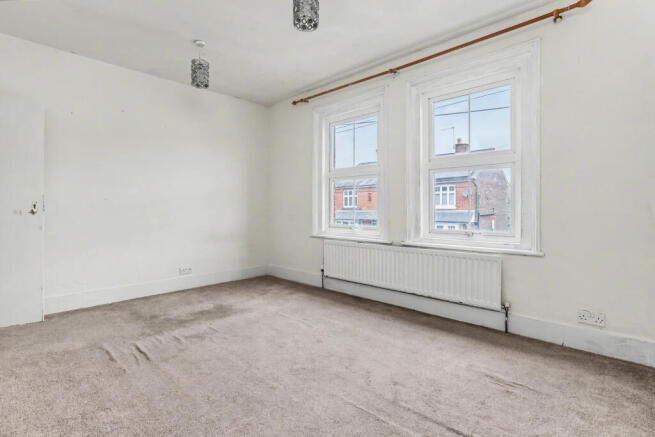 6A Endsleigh Road, Merstham, Redhill, RH1 3LX