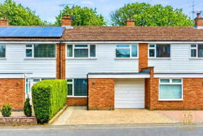 3, Wood End, Park Street, St. Albans AL2 2RU