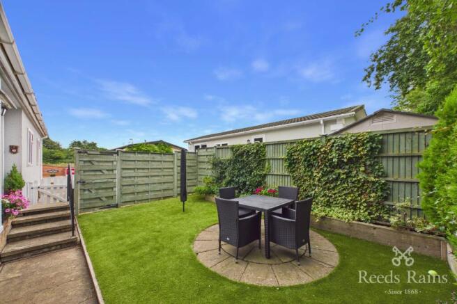 2 bed Detached for sale Image 12