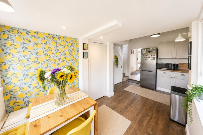 2 bed Terraced for sale Image 8