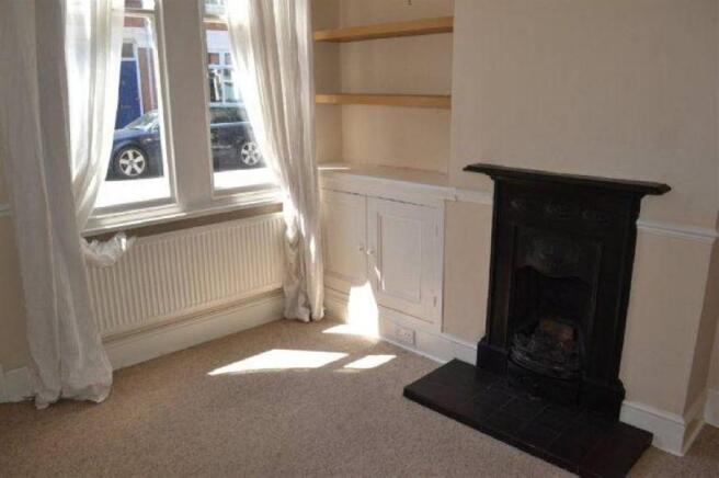 FRONT RECEPTION ROOM