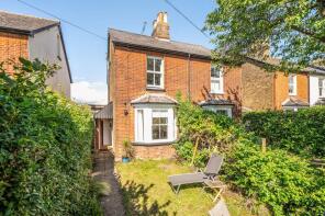 28, Victoria Place, Epsom KT17 1BY