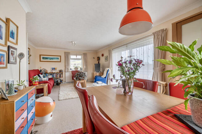 1415220-5-6994834...