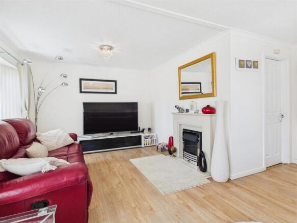 Cleobury Road, Far Forest, Kidderminster photo 4
