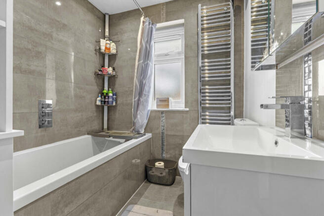 68 Newtown Road, SL7 1LA (LOW RES)-2