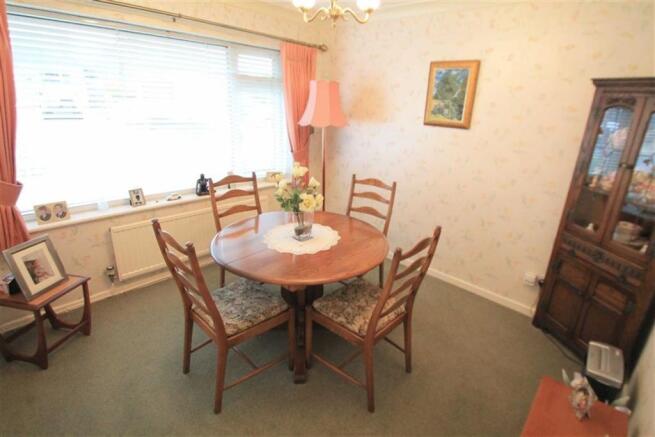 Dining Room/Bedroom 
