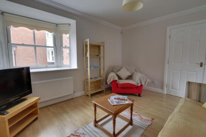 2 bed Flat to rent Image 4