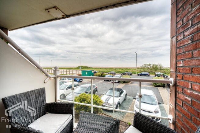 _D754839_hdr