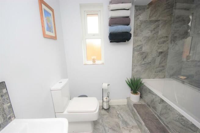 bathroom.JPG