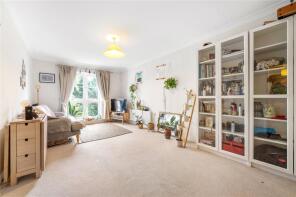 16, Belvoir Lodge, Underhill Road, London SE22 0QX