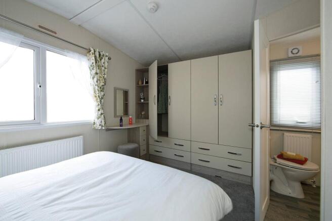 2 bed Caravan for sale Image 6