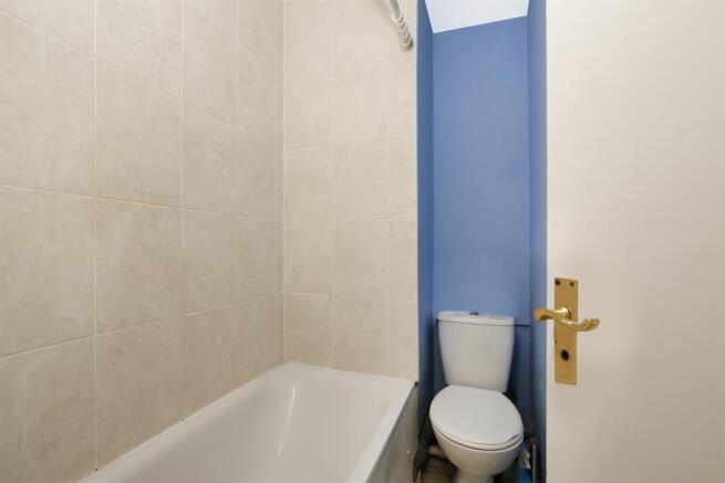 SECOND FLOOR BATHROOM