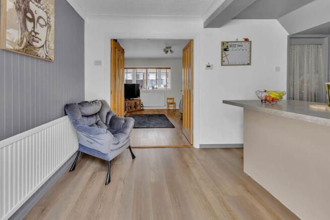 3 bed Terraced for sale Image 5