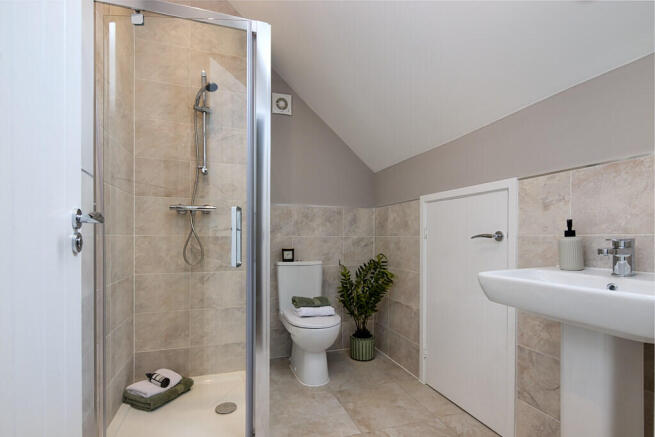 3 bed House for sale Image 7