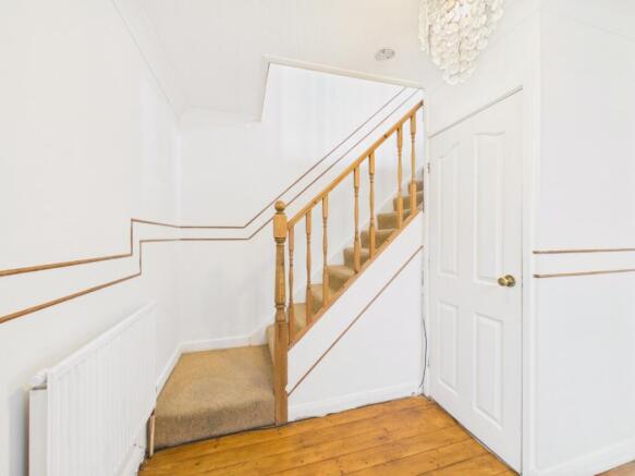 3 bed Semi-Detached for sale Image 9