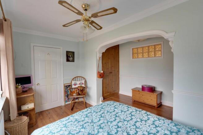 Bedroom 1 (Double)