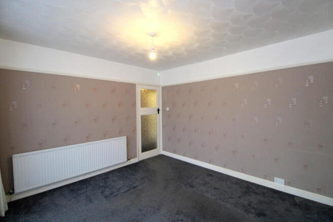 Oakwood Road,  Rhyl, LL18 photo 4
