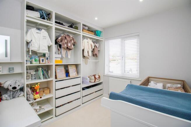 3 bed House for sale Image 11