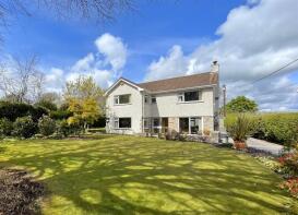 Lindisfarne, Lankelly Lane, Fowey PL23 1HN