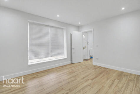 Wilthorne Gardens, Dagenham