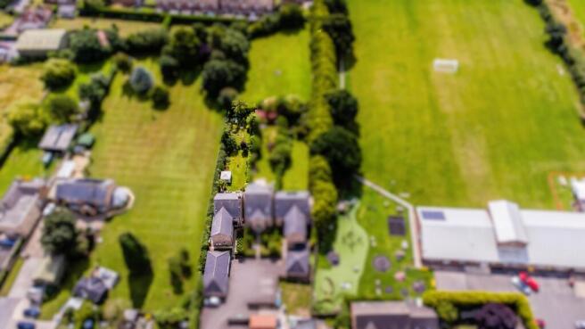 Overview Paddock Court