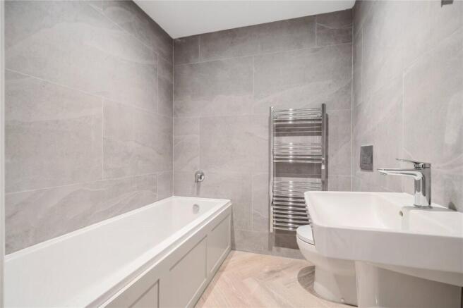 2 bed Penthouse for sale Image 9