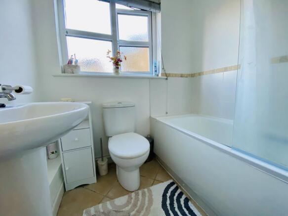 bathroom meadow 