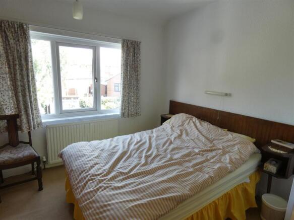 BEDROOM 2