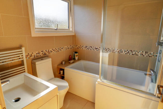 Ensuite Bathroom