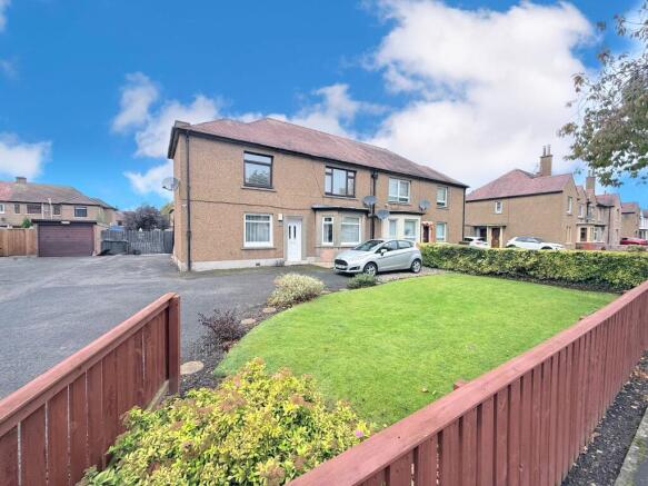 2-bed flat on 26 Oxgang Road, Grangemouth, Falkirk, FK3 9BZ, £124,995