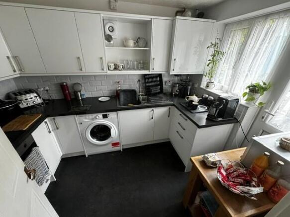 45 radipole new pic kitchen.jpg