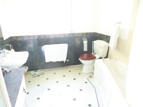 Photo 9