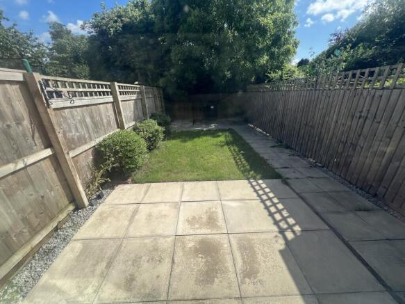 2 bed Terraced for sale Image 10