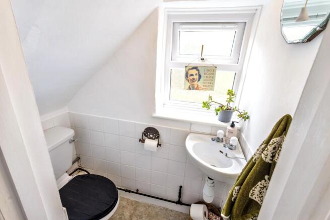 3 bed Semi-Detached for sale Image 10