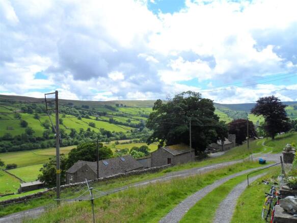 Reeth & Low Row 008.JPG
