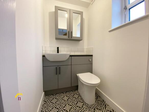 2 bed Town House for sale Image 9