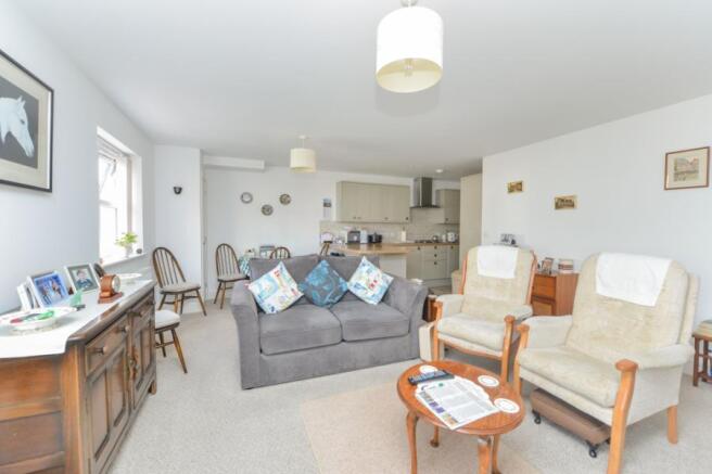 Lounge/Open Kitchen
