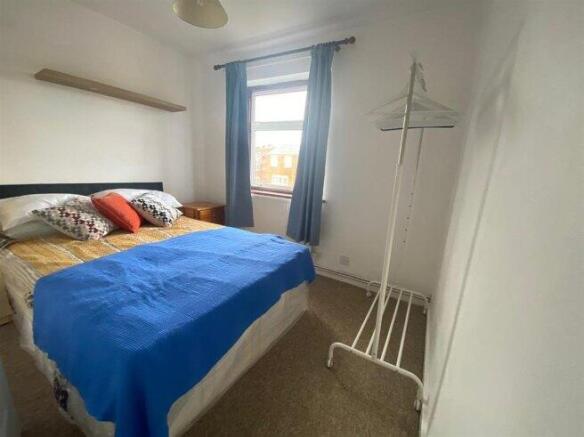 room-4-32-thornbury-close-n16-8ux-1064438