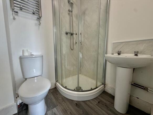 8 bed Terraced to rent Image 5