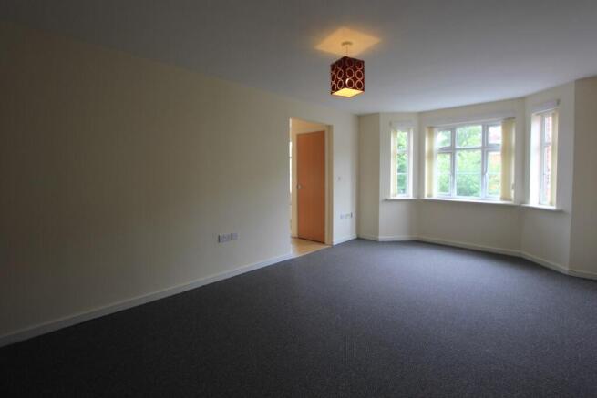 Hardy Close, Dukinfield, SK16 photo 4