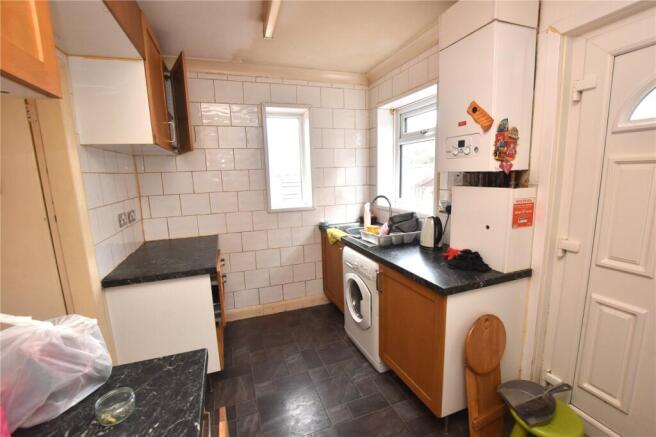 3 bed Semi-Detached for sale Image 5