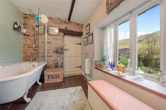 3 bed Semi-Detached for sale Image 11
