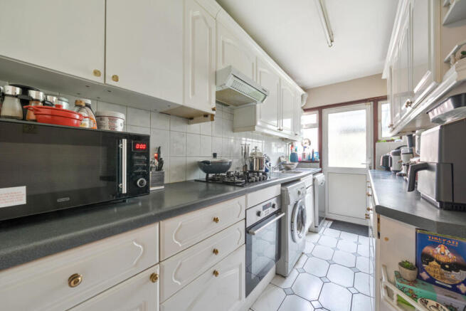 1307094-14-6842b4...