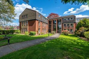 2, 32 College Court, High Street, Tettenhall, Wolverhampton WV6 8QP
