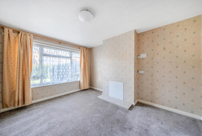 1381833-8-691b2a8...