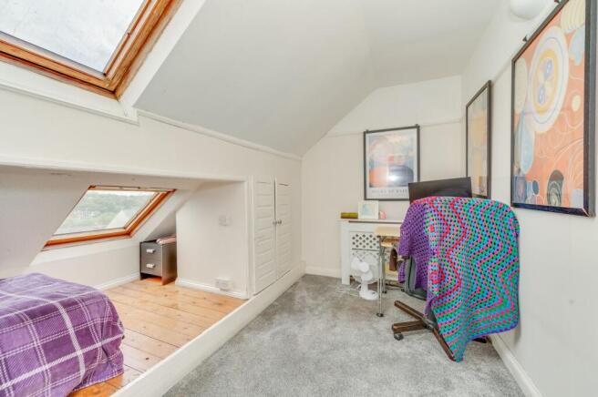 5 bed Terraced for sale Image 12
